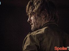 Colony: 2x02 Somewhere Out There - zdjęcia promocyjne