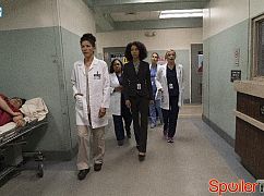 Chirurdzy: 13x10 You Can Look (But You'd Better Not Touch) - zdjęcia promocyjne