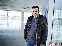 Zdjęcia promocyjne obsady 1 sezonu serialu Taken