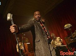 Timeless: 1x14 The Lost Generation - zdjęcia promocyjne