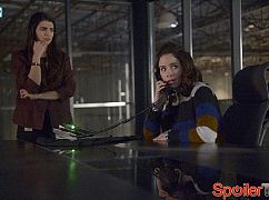 Timeless: 1x13 Karma Chameleon - zdjęcia promocyjne