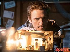 Frequency: 1x13 Signal Kiss - zdjęcia promocyjne