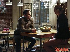 Supergirl: 2x10 We Can Be Heroes - zdjęcia promocyjne