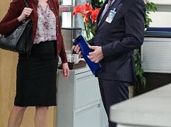Dr. Ken: 2x17 Pat's Rash - zdjęcia promocyjne