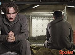 Colony: 2x07 Free Radicals - zdjęcia promocyjne