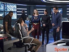Supergirl: 2x14 Homecoming - zdjęcia promocyjne