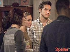 Supergirl: 2x14 Homecoming - zdjęcia promocyjne