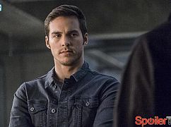 Supergirl: 2x14 Homecoming - zdjęcia promocyjne