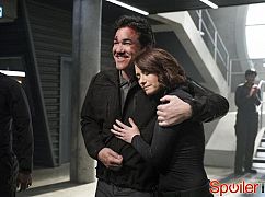 Supergirl: 2x14 Homecoming - zdjęcia promocyjne