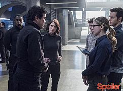 Supergirl: 2x14 Homecoming - zdjęcia promocyjne