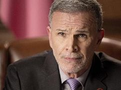 Colony: 2x08 Good Intentions - zdjęcia promocyjne