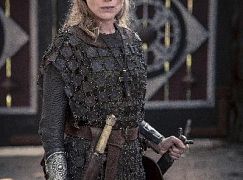 Zdjęcia promocyjne obsady 2 sezonu serialu The Last Kingdom