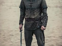 Zdjęcia promocyjne obsady 2 sezonu serialu The Last Kingdom