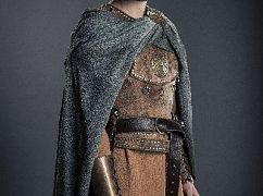 Zdjęcia promocyjne obsady 2 sezonu serialu The Last Kingdom
