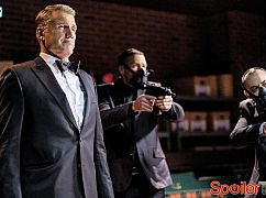 Arrow: 5x17 Kapiushon - zdjęcia promocyjne