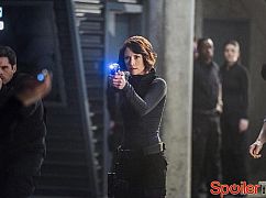 Supergirl: 2x16 Star-Crossed - zdjęcia promocyjne