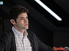 Supergirl: 2x16 Star-Crossed - zdjęcia promocyjne