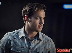 Supergirl: 2x16 Star-Crossed - zdjęcia promocyjne