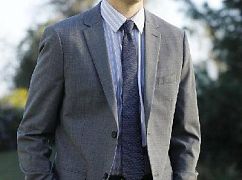 Trial & Error: 1x05 Right Hand Man - zdjęcia promocyjne