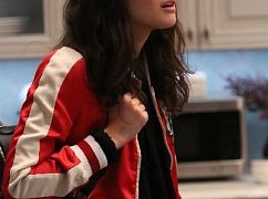 The Mick: 1x15 The Sleepover - zdjęcia promocyjne