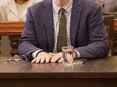 Trial & Error: 1x10 A Hostile Jury - zdjęcia promocyjne