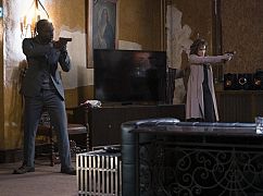 Uwikłana: 2x08 Unpaid Debts - zdjęcia promocyjne