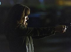 Taken: 1x08 Leah - zdjęcia promocyjne