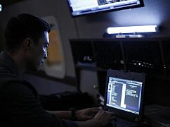 Zabójcze umysły: Poza granicami: 2x09 Blowback - zdjęcia promocyjne