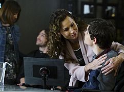 Speechless: 1x20 R-U-N--RUNAWAY - zdjęcia promocyjne