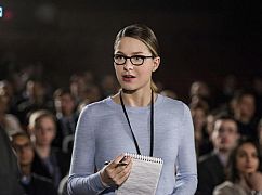 Supergirl: 2x18 Ace Reporter - zdjęcia promocyjne