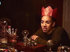 Doktor Who: 10x01 The Pilot - zdjęcia promocyjne