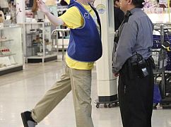 Superstore: 2x19 Spring Cleaning - zdjęcia promocyjne