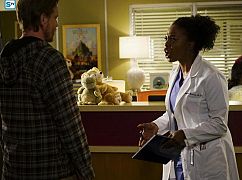 Chirurdzy: 13x22 Leave It Inside - zdjęcia promocyjne