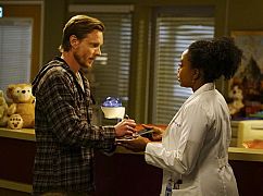 Chirurdzy: 13x22 Leave It Inside - zdjęcia promocyjne