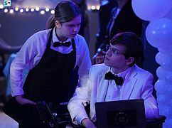 Speechless: 1x21 P-R--PROM - zdjęcia promocyjne