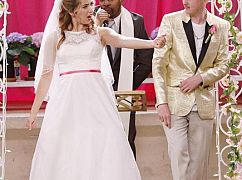 Superstore: 2x20 Cheyenne's Wedding - zdjęcia promocyjne
