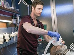 Chicago Med: 2x21 Deliver Us - zdjęcia promocyjne