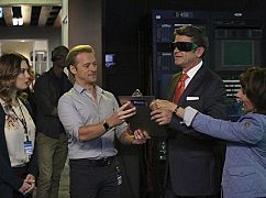 Great News: 1x03 Chuck Pierce is Blind - zdjęcia promocyjne
