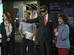 Great News: 1x03 Chuck Pierce is Blind - zdjęcia promocyjne