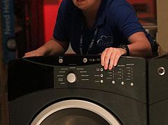 Superstore: 2x21 Tornado - zdjęcia promocyjne