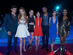 Famous in Love: 1x02 A Star Is Torn - zdjęcia promocyjne