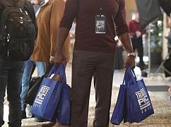 Brooklyn Nine-Nine: 4x17 Cop-Con - zdjęcia promocyjne
