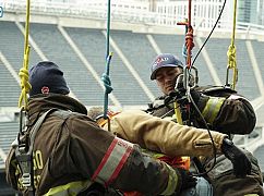 Chicago Fire: 5x21 Sixty Days - zdjęcia promocyjne