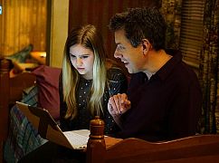Speechless: 1x23 C-A--CAMP - zdjęcia promocyjne