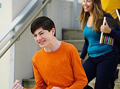 Speechless: 1x23 C-A--CAMP - zdjęcia promocyjne