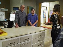 Współczesna rodzina: 8x22 The Graduates - zdjęcia promocyjne