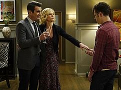 Współczesna rodzina: 8x22 The Graduates - zdjęcia promocyjne