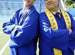 Współczesna rodzina: 8x22 The Graduates - zdjęcia promocyjne