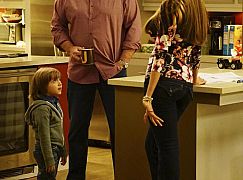 Współczesna rodzina: 8x22 The Graduates - zdjęcia promocyjne