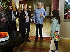 Współczesna rodzina: 8x22 The Graduates - zdjęcia promocyjne